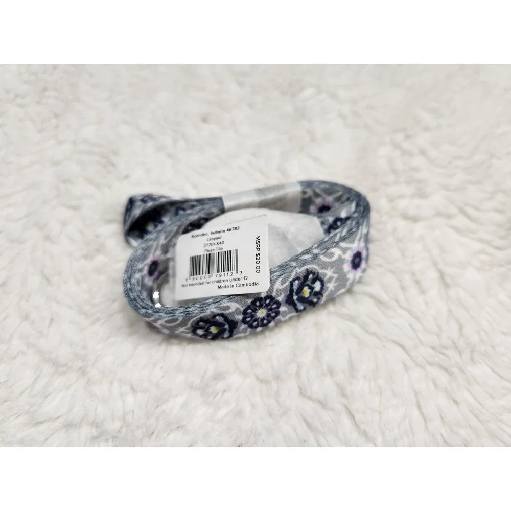 NWT Vera Bradley Lanyard Plaza Tile 27701-X40 Floral Grey Blue ID Badge Holder